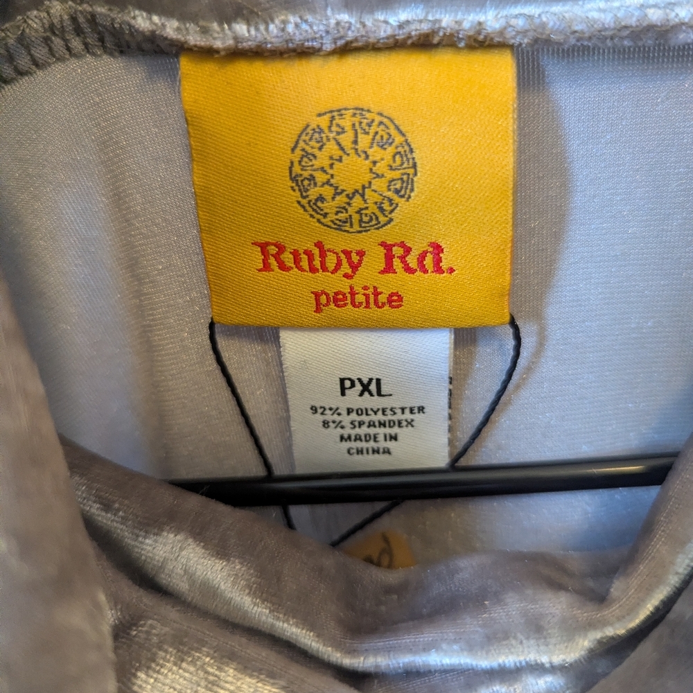 Petite XL Ruby Rd Silver Velvet Long Bell Sleeve Top - Picture 3 of 3